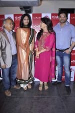 Juhi Chawla at the launch of Riyaz Gangji_s Maharaja collection in Juhu, Mumbai on 23rd Oct 2012 (30).JPG